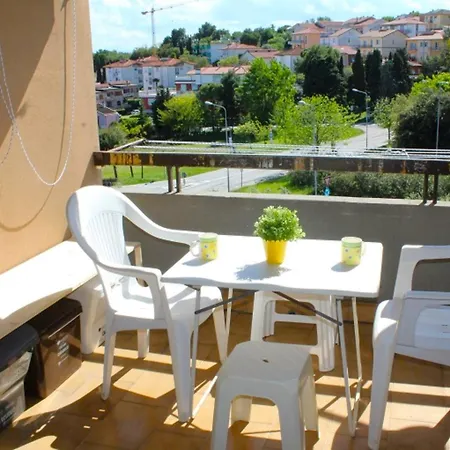 Daire Bilo Franz A Sirolo, Con Garage *